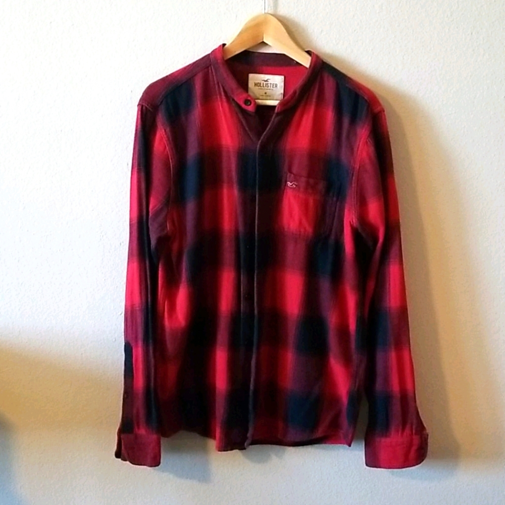  PRE OWNED Hollister Mens Button Down Flannel